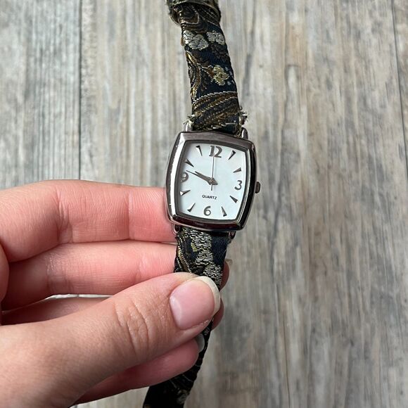 Vintage Wristwatch Women\'s Satin Embroidered 80s 90s Whimsigoth Square Dainty
